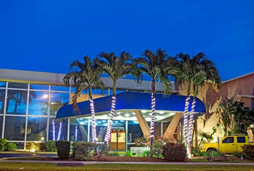 Ferienwohnung Hallandale Studio With Pool Hallandale Beach Exterior foto