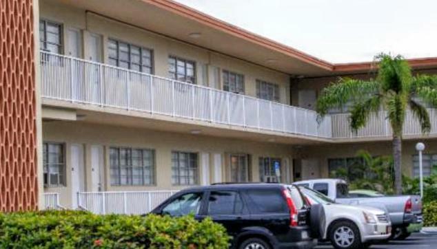Ferienwohnung Hallandale Studio With Pool Hallandale Beach Exterior foto